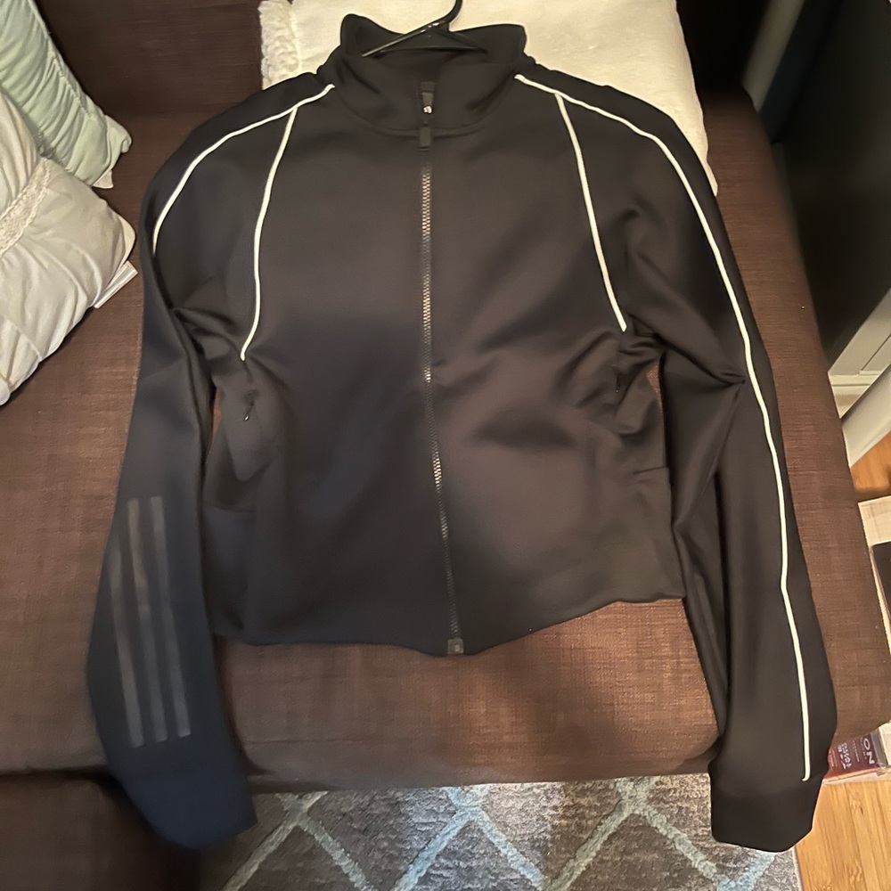 Adidas cropped sweatshirt. Small